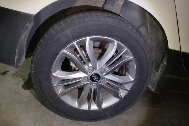 Used Hyundai ix35 2015 2.0L Automatic 2WD Smart Type China IV
