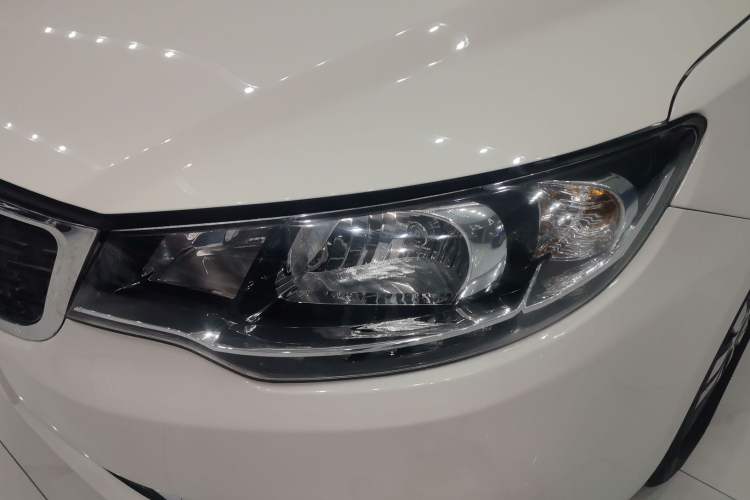 Used Kia Forte 2014 1.6L MT GLS
