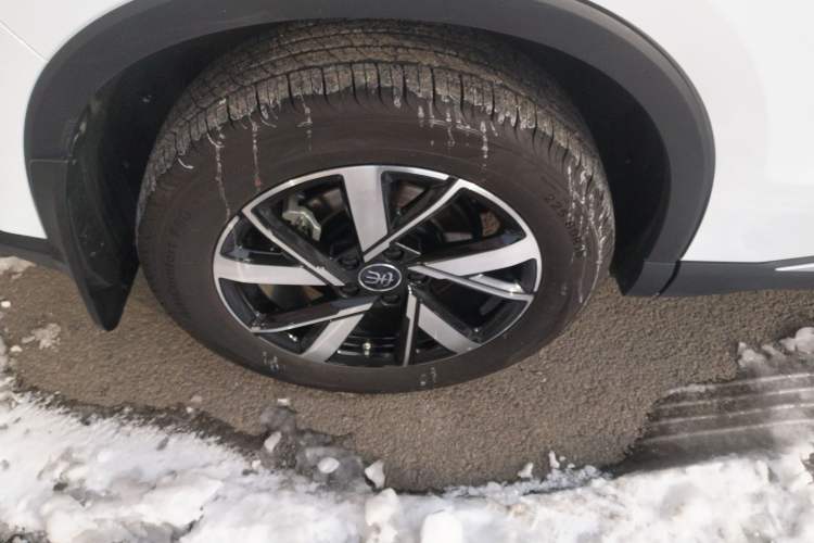 Used BYD Song Pro New Energy 2024 HONOR Edition DM-i 71KM Navigation Model