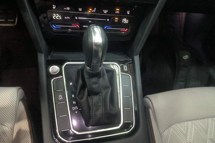 Used Volkswagen Magotan 2023 2 Million Units Commemorative Edition 330TSI DSG Luxury Version