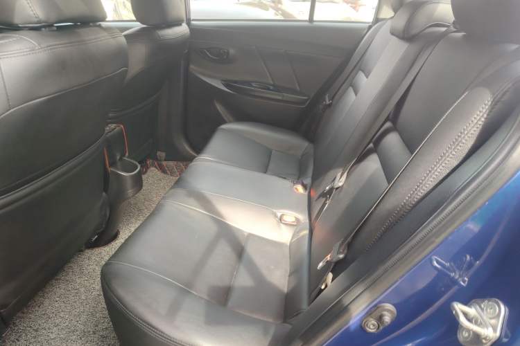 Used Toyota YARiS L 2019 1.5E CVT Dynamic Edition China VI compliant