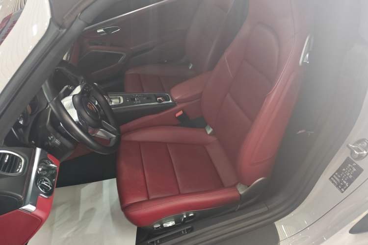 Used Porsche 718 2022 Boxster 2.0T
