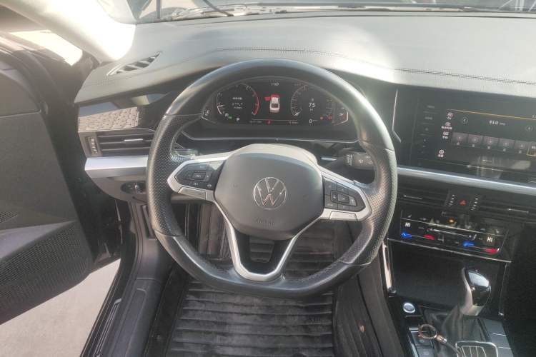 Used Volkswagen Passat 2022 330TSI Starry Elite Edition Custom Version
