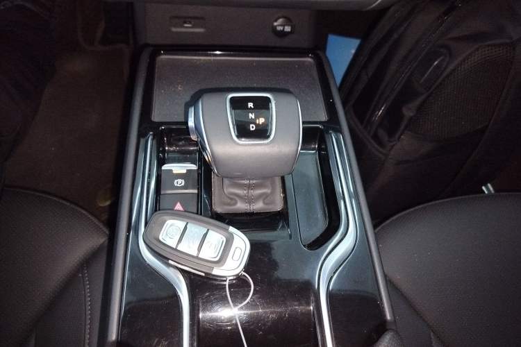 Used Hongqi E-QM5 2024 610 km PLUS
