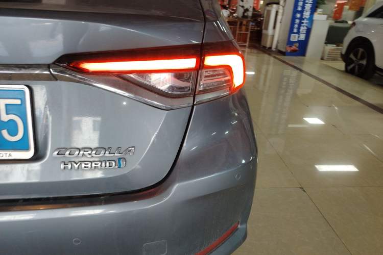 Used Toyota Corolla 2019 Dual-Engine 1.8L E-CVT GL-i Elite Edition
