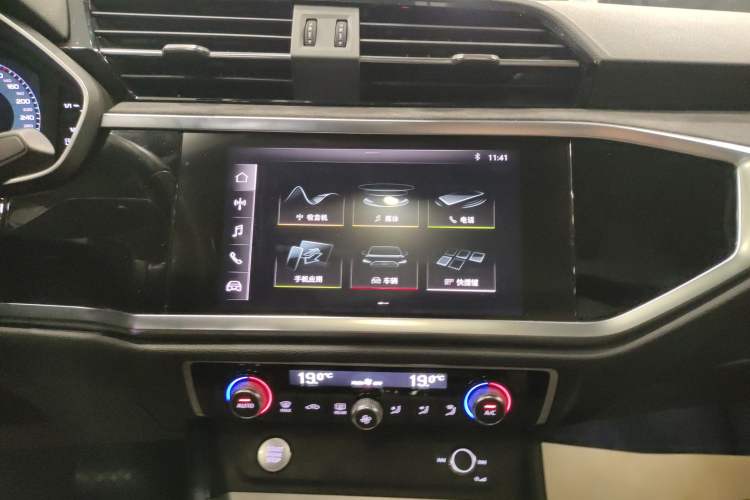 Used Audi Q3 2019 35 TFSI Fashion Dynamic Model