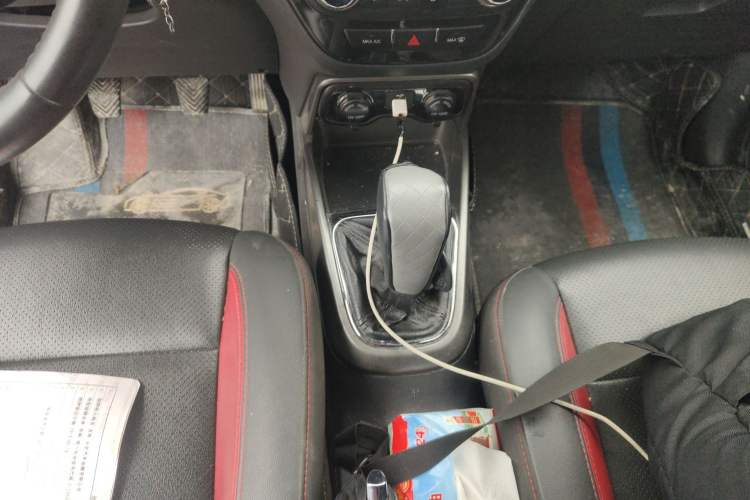 Used Changan CS15 2017 1.5L Manual Luxury Sunroof Edition
