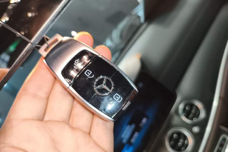 Used Mercedes-Benz E-Class 2021 Facelift E 260 L Sport Edition
