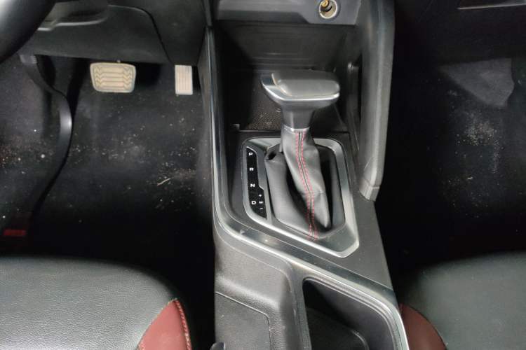 Used Geely Auto Vision X3 2021 PRO 1.5L CVT Deluxe Model
