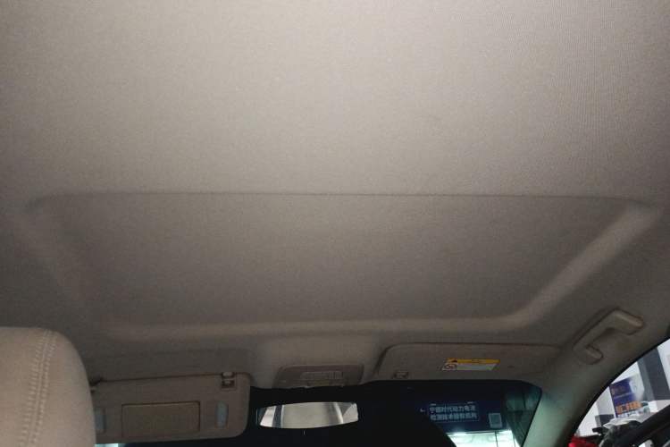 Used Buick GL8 2022 Land Cruiser Executive Class 652T Comfort Model
