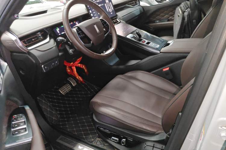 Used Wey Mocha 2021 2.0T Two-Wheel-Drive Ultra-Strong Version
