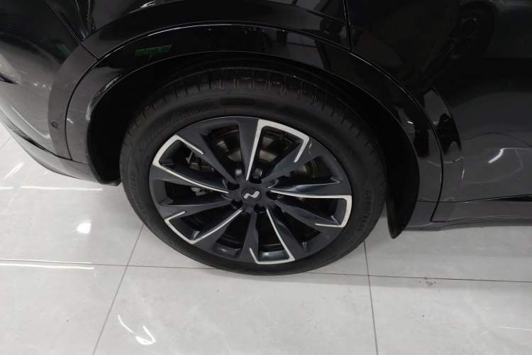 Used ONVO L60 2024 60 kWh Rear-Drive Version