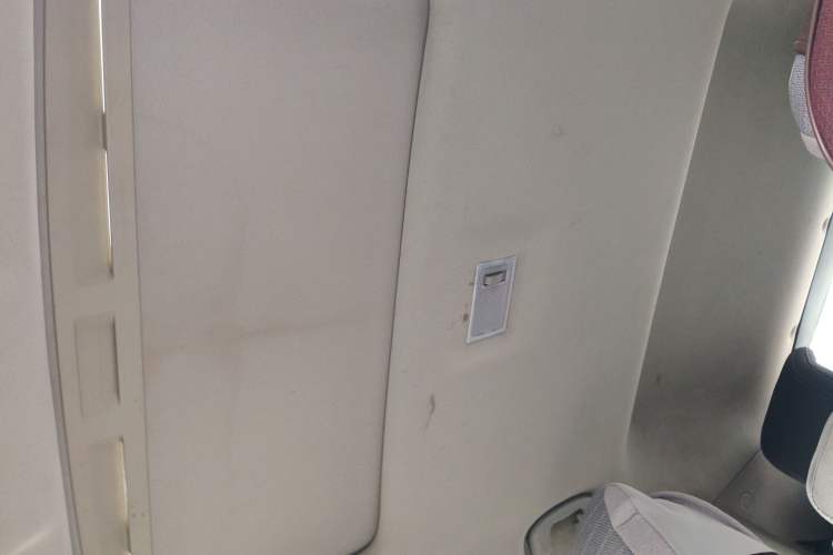 Used Chevrolet Trax 2016 1.4T Automatic Two-Wheel Drive Comfort Version with Sunroof