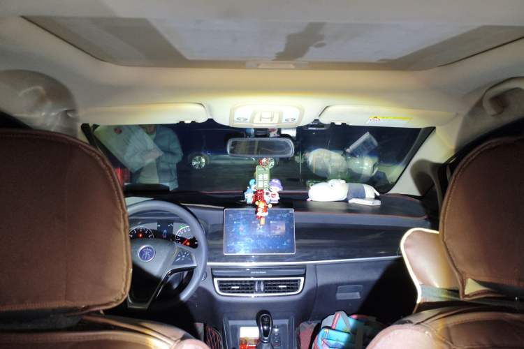 Used BYD Song MAX 2019 1.5T Manual Smart Connect Ruiyi Sunroof Model 7 Seats China VI Standard