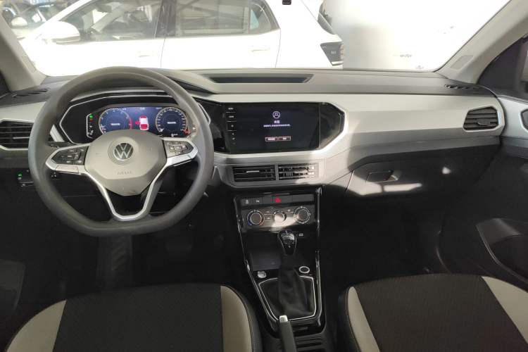 Used Volkswagen Tacqua 2023 200TSI DSG Joy-Connect Edition
