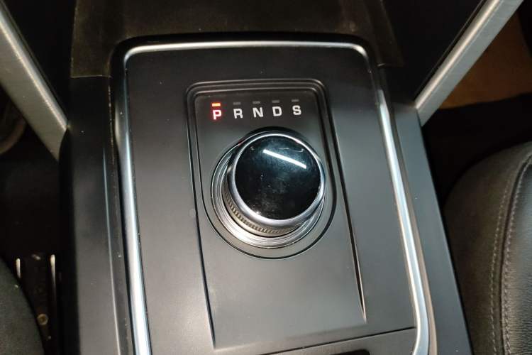 Used Land Rover Discovery Sport 2019 240 PS SE Version China V Standard
