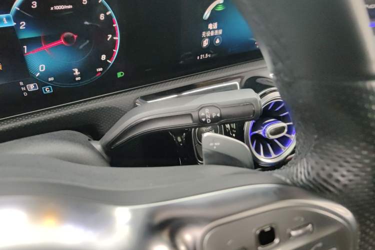 Used Mercedes-Benz A-Class 2021 A 200 L Sport Sedan Fashion Model
