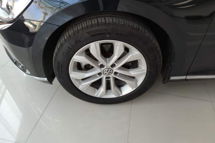 Used Volkswagen Magotan 2018 330TSI DSG Luxury Model