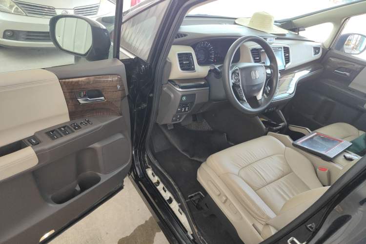 Used Honda Odyssey 2017 2.4L Luxury Edition