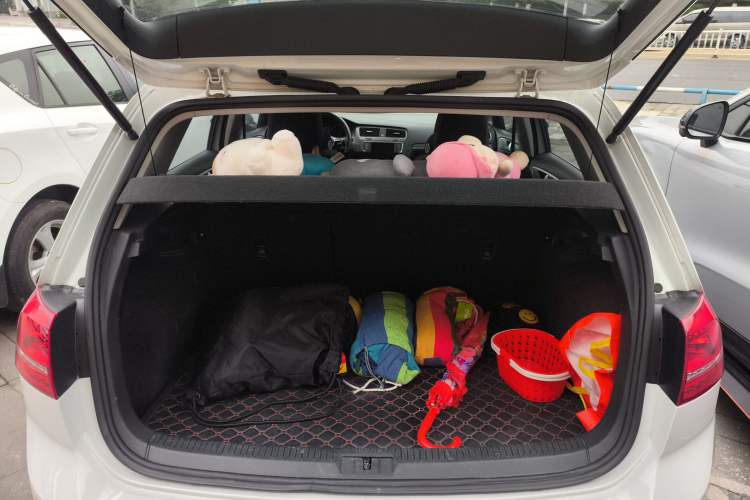 Used Volkswagen Golf 2016 1.6L Automatic Comfort Model
