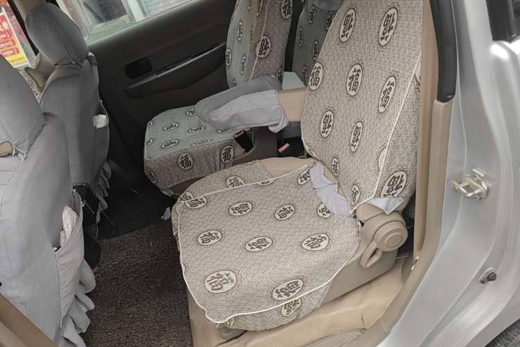 Used Wuling Hongguang 2013 1.5L Comfort Model
