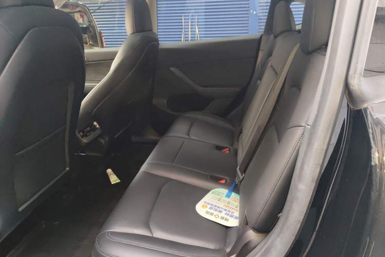 Used Tesla Model Y 2021 Long-Range All-Wheel-Drive Version 3D7
