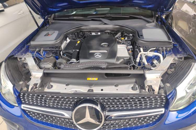 Used Mercedes-Benz GLC 2018 GLC 260 4MATIC Luxury Model
