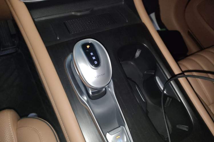 Used VOYAH Dream 2024 PHEV Ultra-Long Range Flagship Edition
