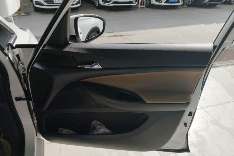 Used Buick GL6 2021 323T Mild Hybrid Connect Luxury Model
