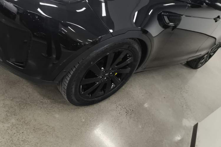 Used Land Rover Discovery 2019 3.0 SC V6 SE