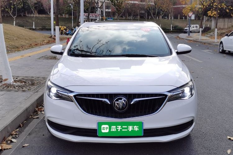 Used Buick GT 2018 18T Automatic Elite Model
