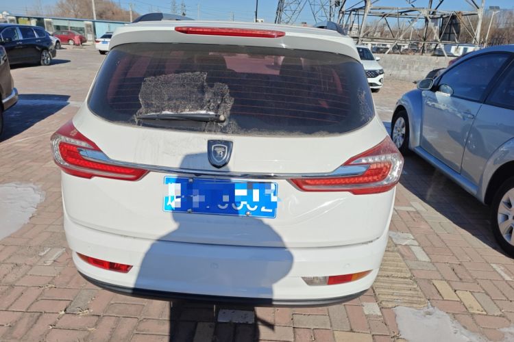 Used Baojun 310W 2017 1.5L Manual Fashion Model China V

