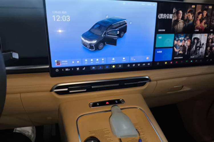 Used VOYAH Dream 2025 PHEV Four-Wheel-Drive Flagship Kunpeng Edition