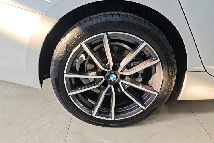 Used BMW 3 Series 2022 325Li M Sport Package