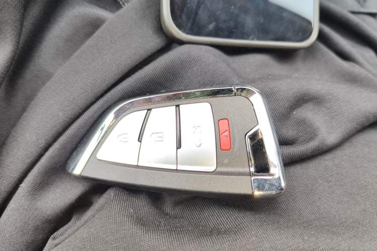 Used Geely Auto Vision X3 2020 1.5L CVT Luxury Model
