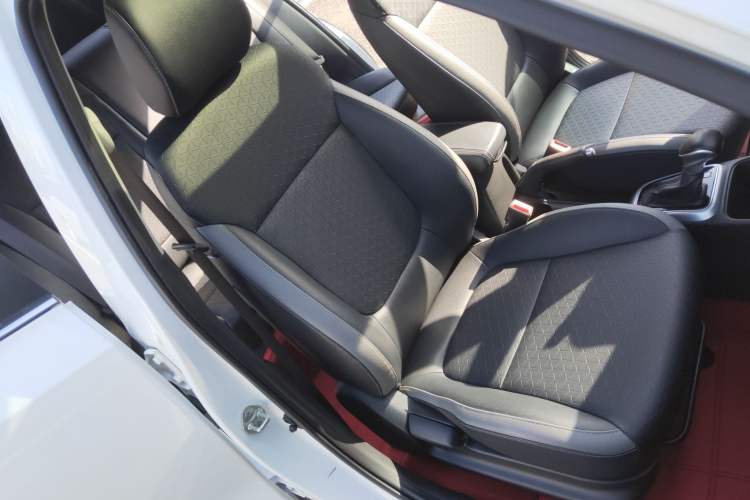 Used Kia kx1 Stonic 2019 1.4L Automatic Sport Edition China VI
