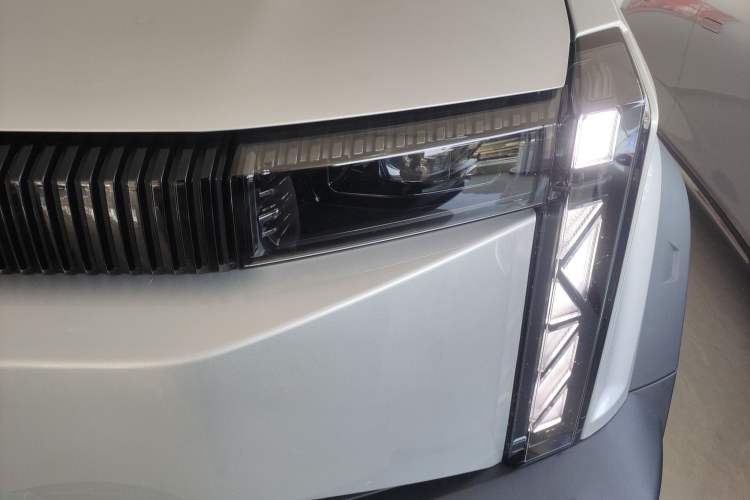 Used  03 2024 501km Four-wheel Drive Long-Range Advanced Version