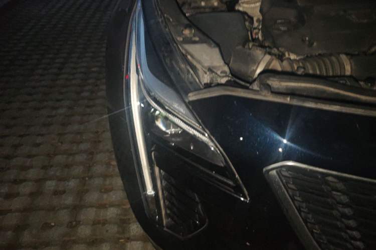 Used Cadillac XT4 2020 28T Two-Wheel-Drive Leading Version
