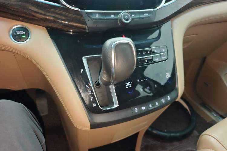 Used Buick GL8 2017 ES 28T Flagship Model China V Standard
