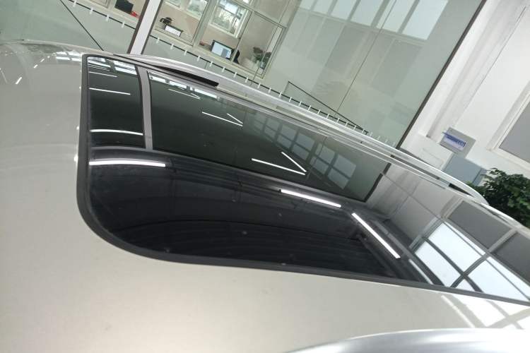 Used Volkswagen Tiguan L 2018 330TSI Automatic Two-Wheel Drive Luxury Edition
