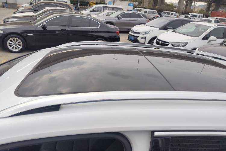 Used Volkswagen Golf Sportsvan 2018 230TSI Automatic Trend Edition