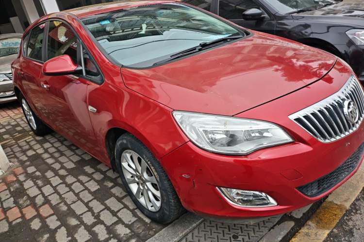 Used Buick GT 2014 XT 1.6L Automatic Fashion Edition
