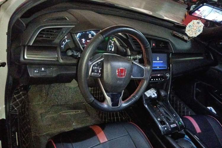 Used Honda Civic 2021 HATCHBACK 220TURBO CVT New Trendsetter