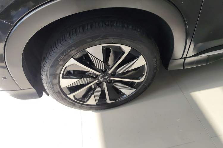 Used BYD Song PLUS New Energy 2025 EV Intelligent Driving Version 520km Premium Model
