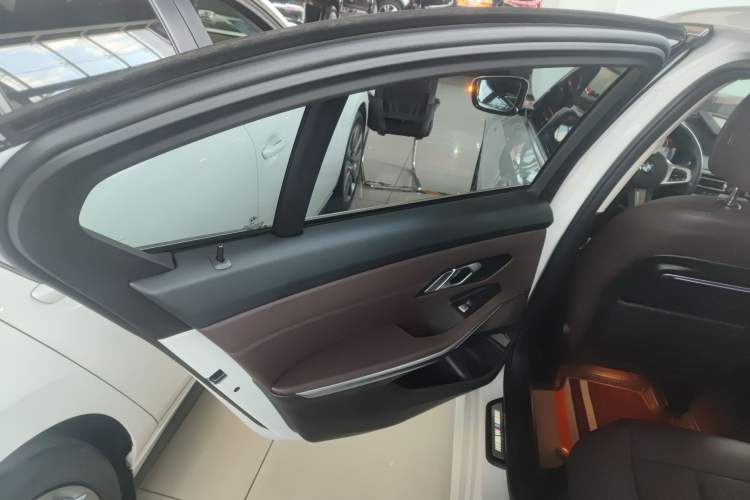 Used BMW 3 Series 2022 325Li M Sport Package