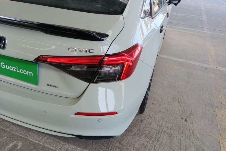 Used Honda Civic 2023 2.0L eHEV Swift Edition