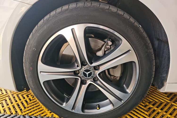 Used Mercedes-Benz E-Class 2018 E 200 L Sport Edition