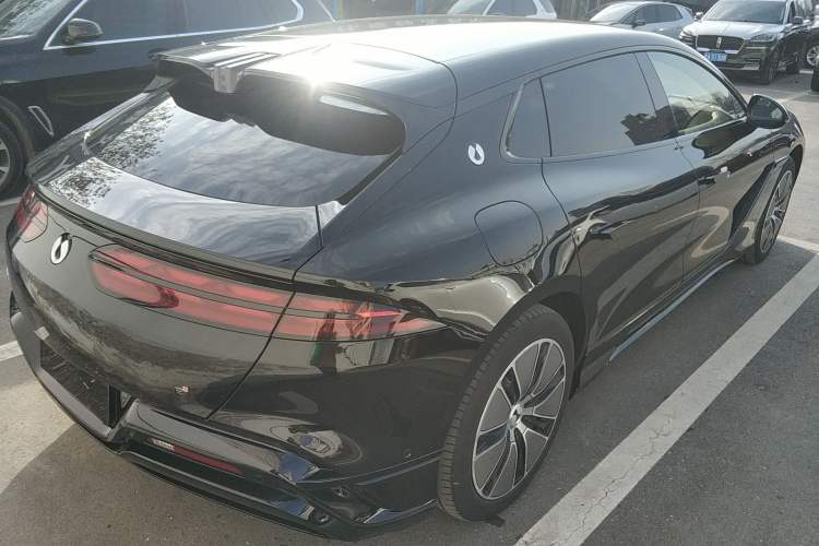 Used Denza Z9GT 2024 1100 4x4 Max First Edition
