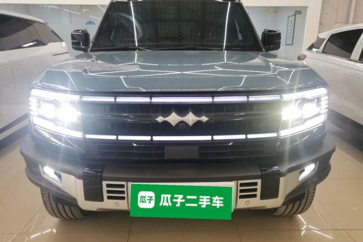 Used  Leopard 5 2023 Navigator Edition
