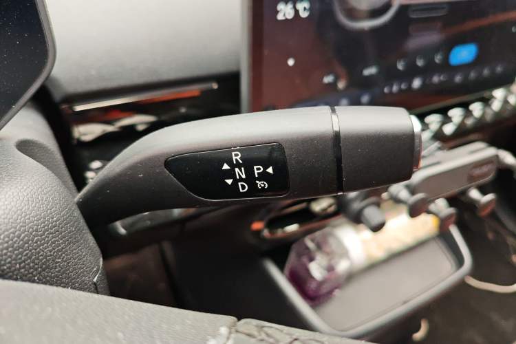 Used  3 2024 Zhi'ai Edition 330km Air